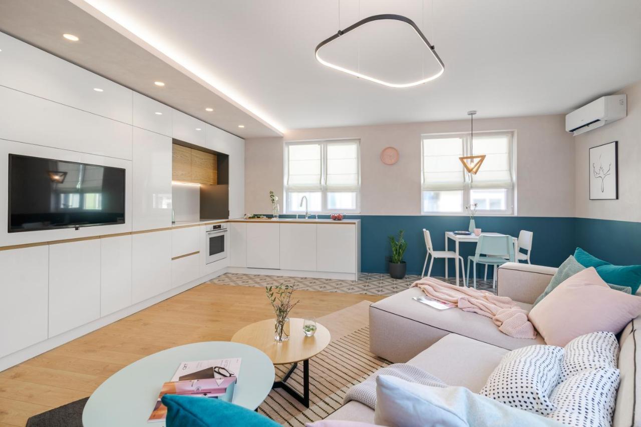 Апартамент Жасмин С Частен Гараж - Jasmin Apartment With Private Garage Várna Kültér fotó